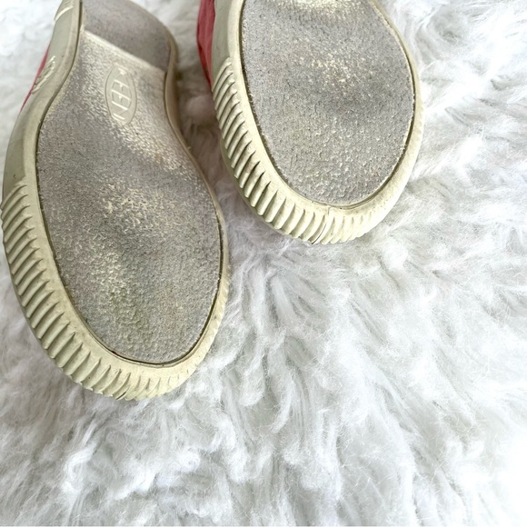 Keen Size 7 Tennis Shoes Slip On Pink - Picture 10 of 11